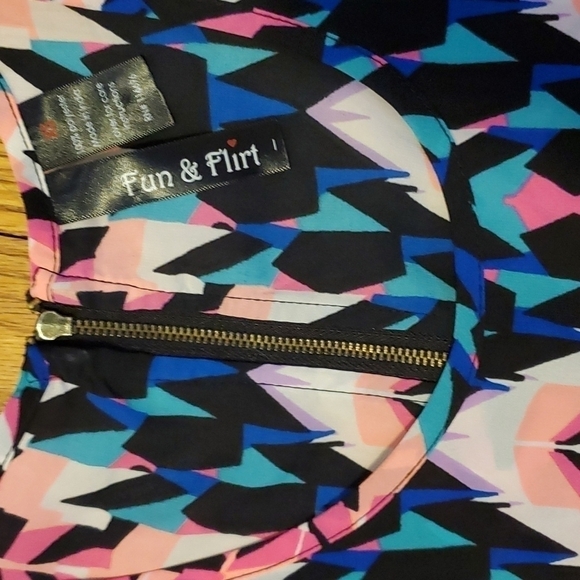Fun & Flirt top women's XS - Picture 2 of 3